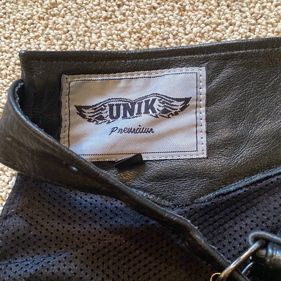 Unik Chaps - Picture 6 of 17